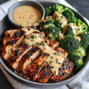 GARLIC CHICKEN BROCCOLI BOWLS